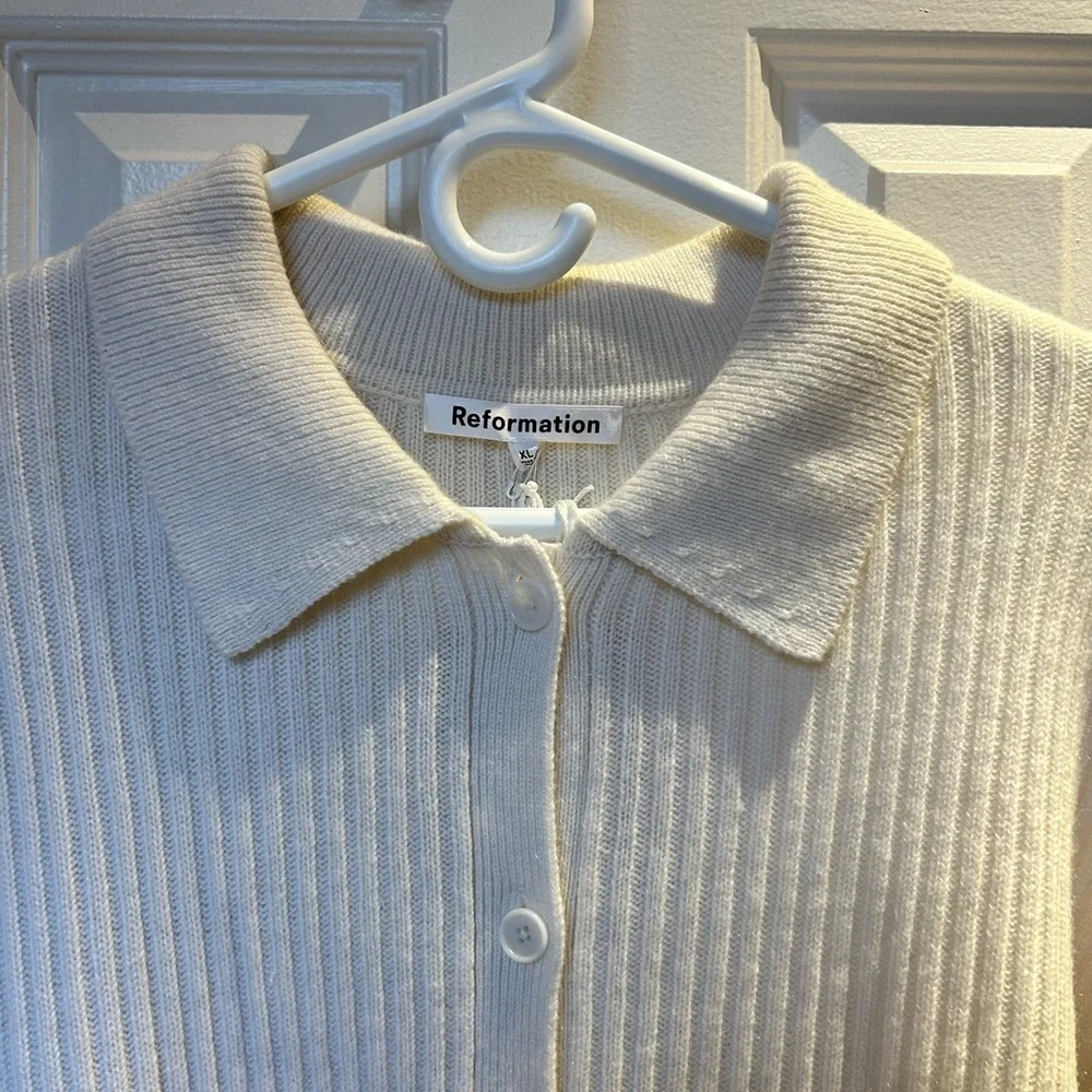 Reformation Fantino Cashmere Collared Cardigan Gossamer - Picture 5 of 10